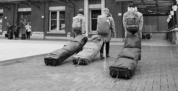 How to Fly With Skis & Snowboards + Baggage Policy