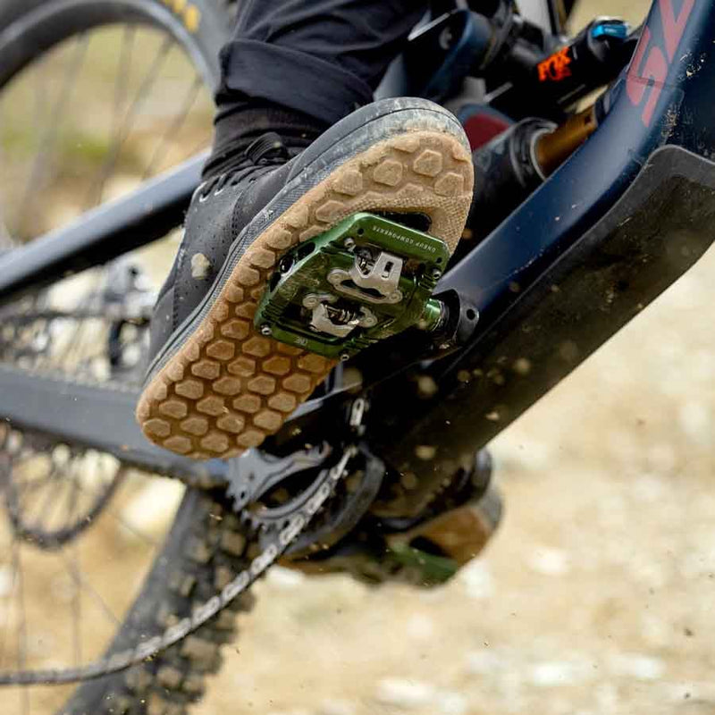 Choosing Clipless Mountain Bike Pedals, Shoes & Cleats