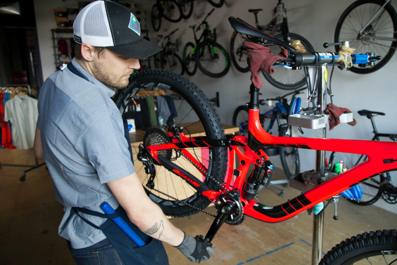 How to Change Bike Pedals