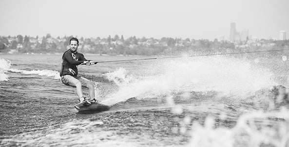 How to Wakeboard - Beginner Wakeboarding Tips