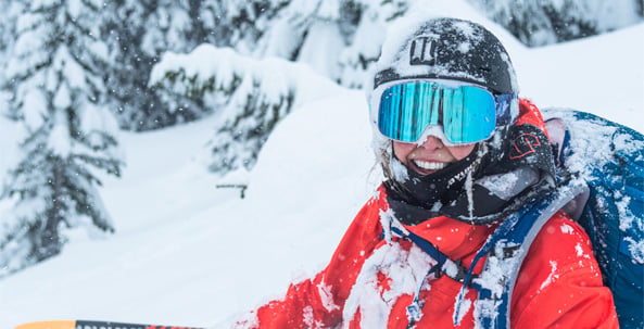 How to Choose Ski & Snowboard Goggles - Lenses, Size & Fit