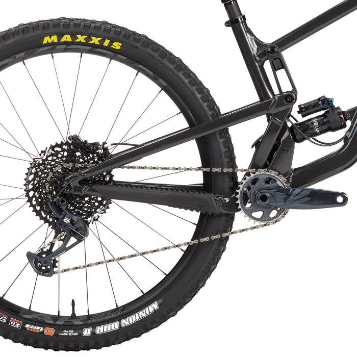 Santa Cruz Bicycles Hightower A S Complete Mountain Bike 2022 Gloss Carbon