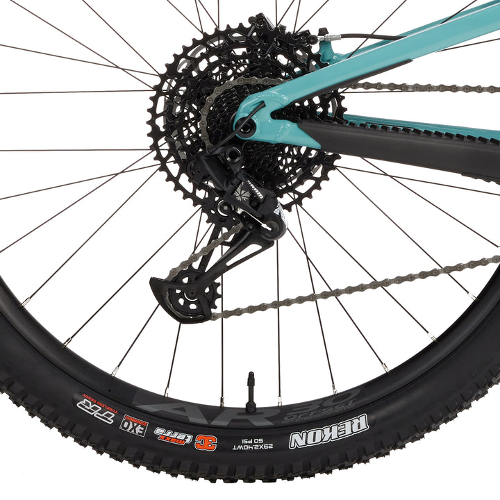 Santa Cruz Bicycles Tallboy A R Complete Mountain Bike 2022 Gloss Aqua