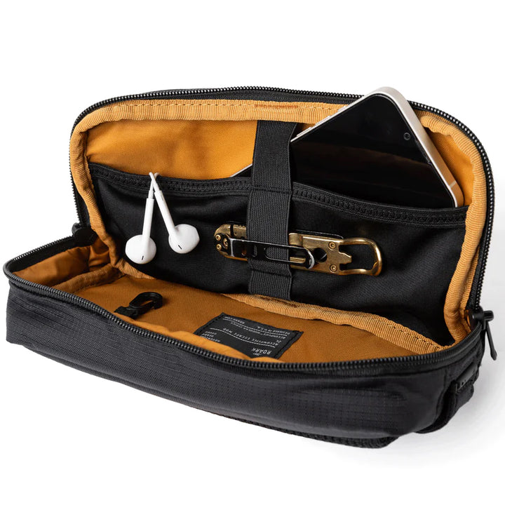 Roark Accomplice Escape Modular 2L Bag Black