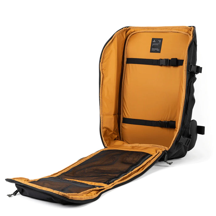 Roark Accomplice Mule 45L Bag Black