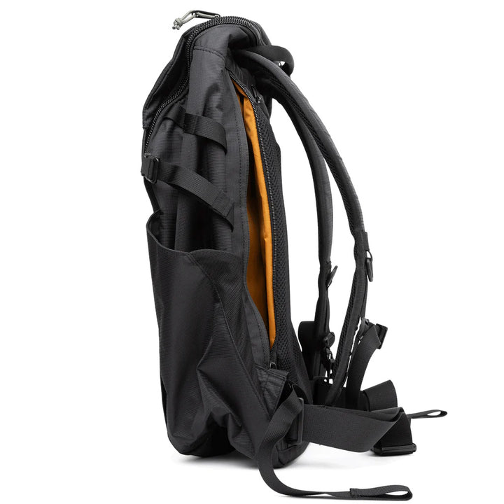 Roark Accomplice Mule 25L Bag Black
