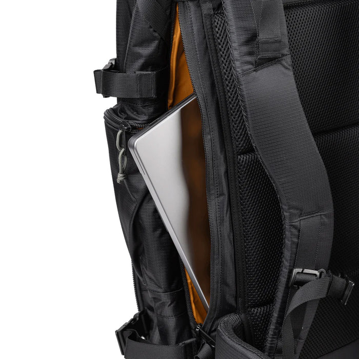 Roark Accomplice Mule 45L Bag Black