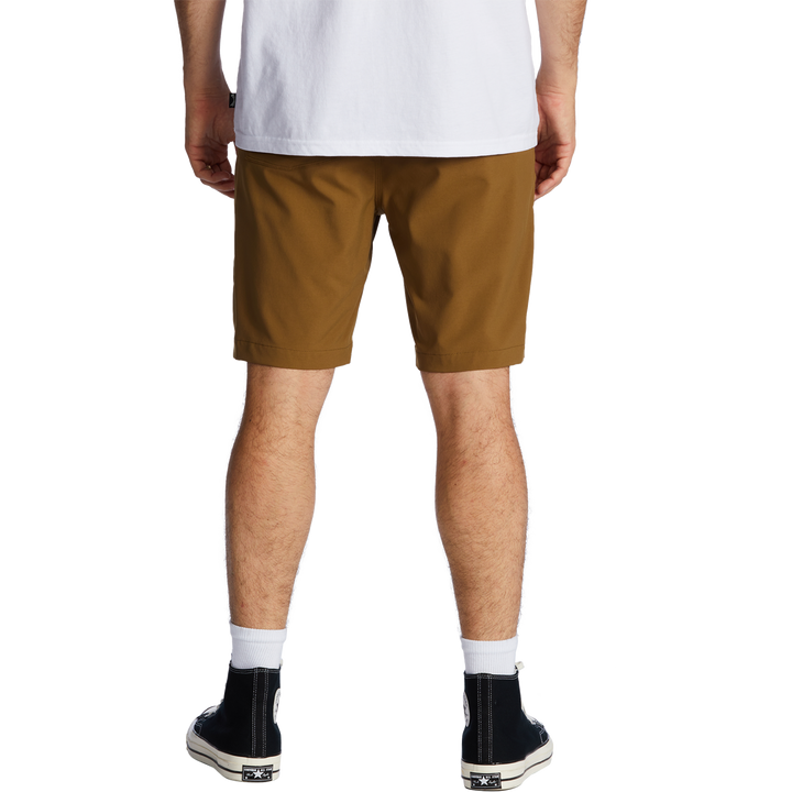 Billabong Surftrek Journey 20" Shorts - Men's Otter