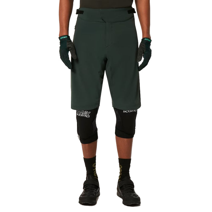 Oakley Factory Pilot Lite Shorts Hunter Green