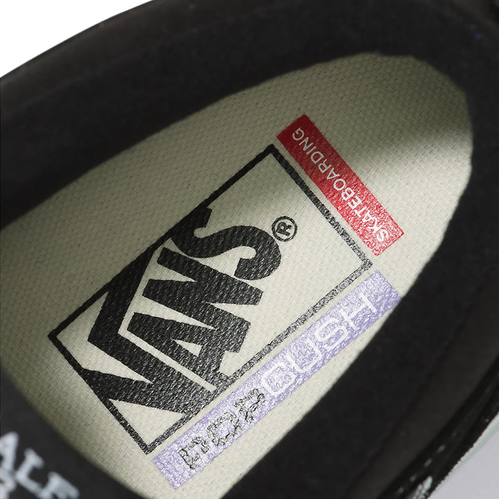 Vans Skate Half Cab Shoes - Men's Black/White