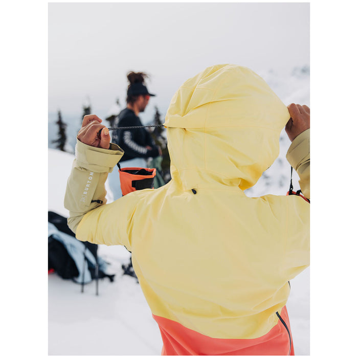Burton AK 2L GORE-TEX Kimmy Anorak - Women's Buttermilk/Reef Pink/Mushroom