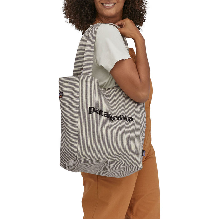 Patagonia Recycled Market Tote Fitz Roy Icon/Farrier Stripe Forge Grey