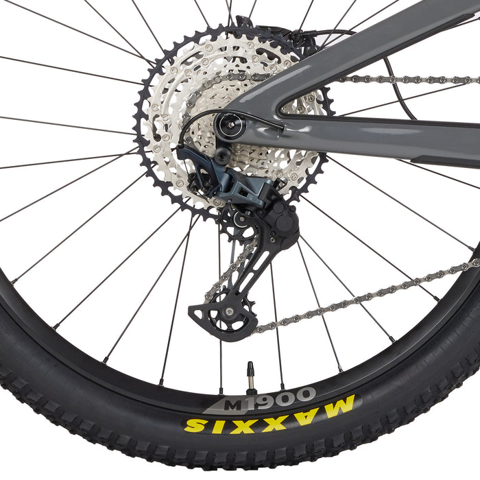 Yeti SB140 C1 27.5" Complete Mountain Bike 2023 Smoke