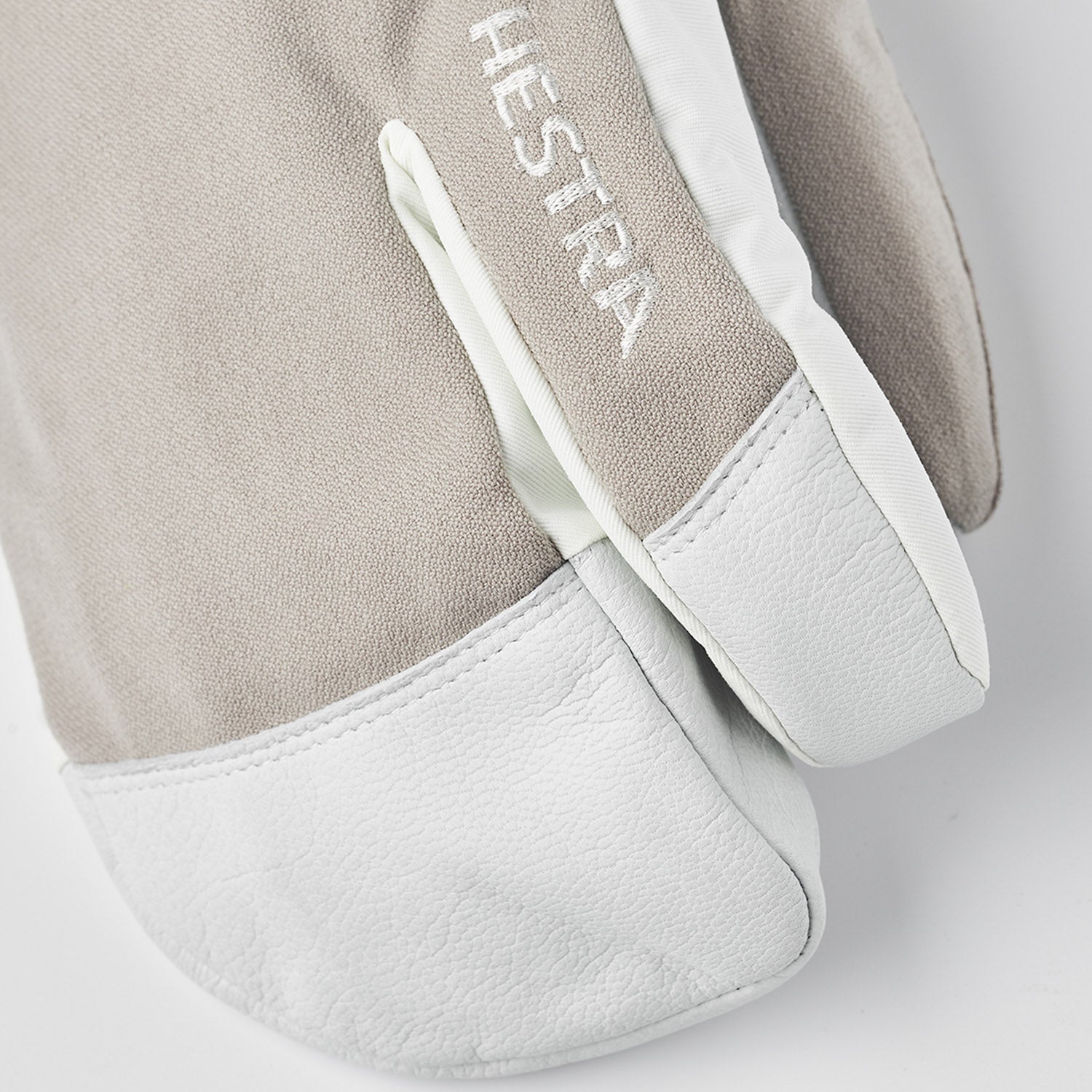 Hestra Powder Gauntlet 3 Finger Mittens – evo