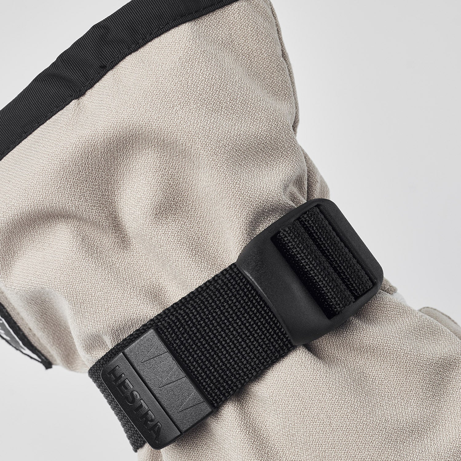 Hestra Powder Gauntlet 3 Finger Mittens – evo