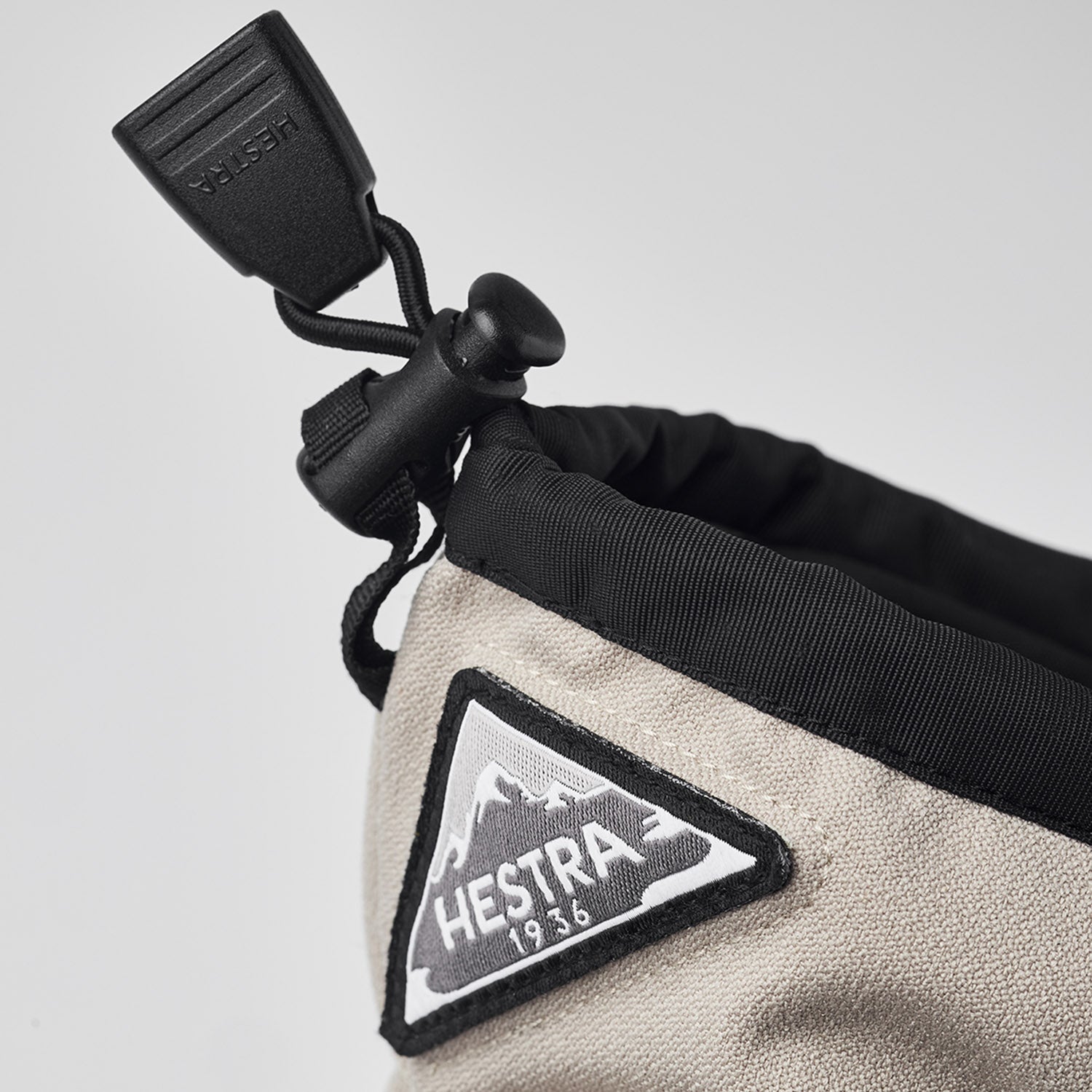 Hestra Powder Gauntlet 3 Finger Mittens – evo