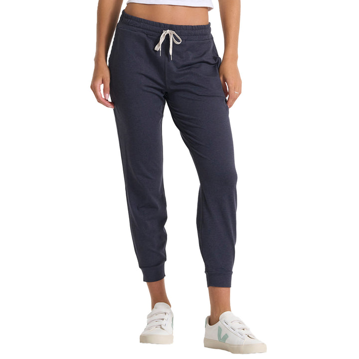 Vuori Performance Joggers - Women's Midnight Heather