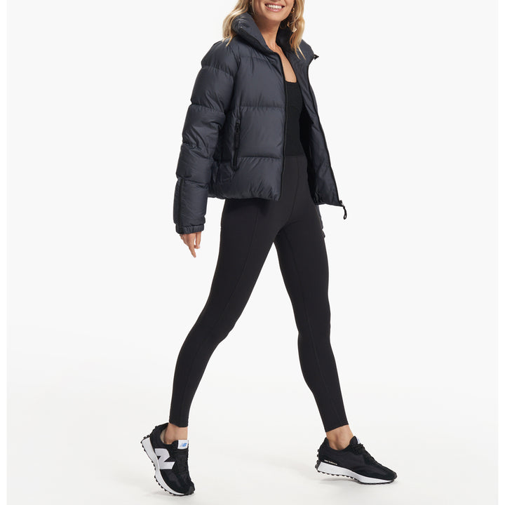 Vuori Hillside Down Jacket - Women's Asphalt