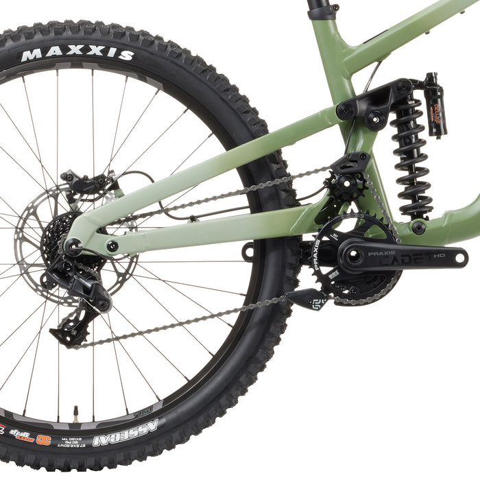 Norco Shore A Park Complete Mountain Bike 2023 Green/Copper