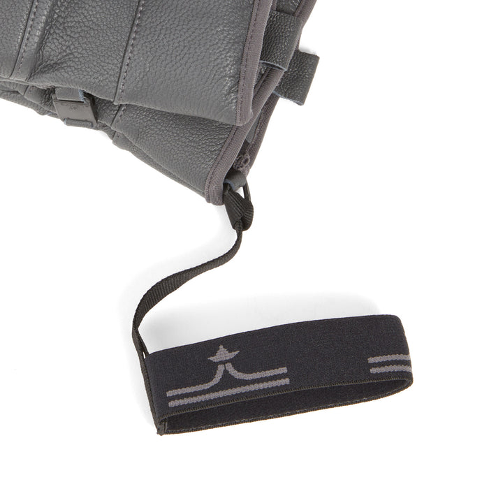 evo Glove Leashes None