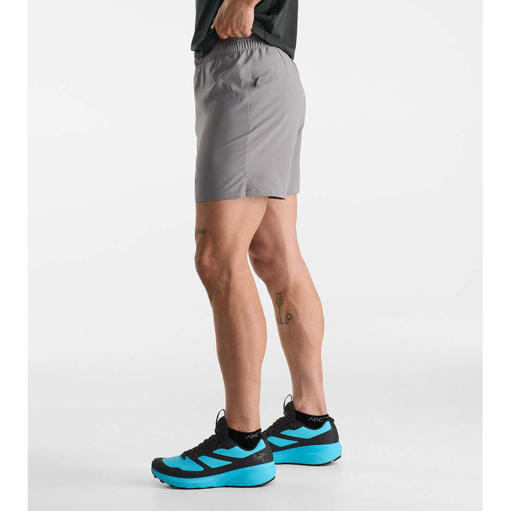 Arc'teryx Norvan 7' Shorts - Men's Void