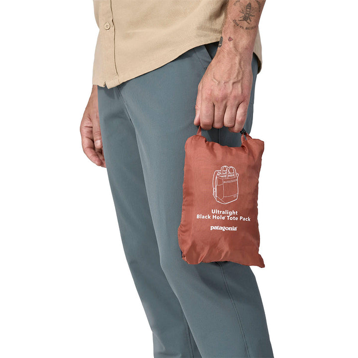 Patagonia Ultralight Black Hole® 27L Tote Pack Burl Red