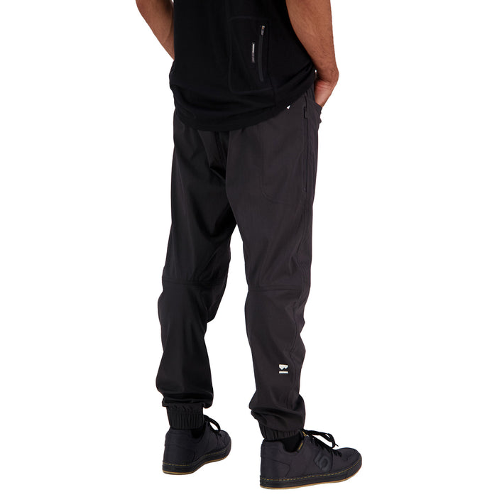 MONS ROYALE Virage Pants Black