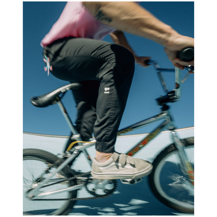 MONS ROYALE Virage Pants Black