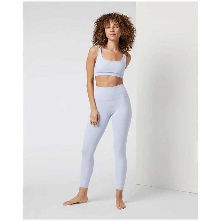 Vuori Daily Bra - Women's Peri