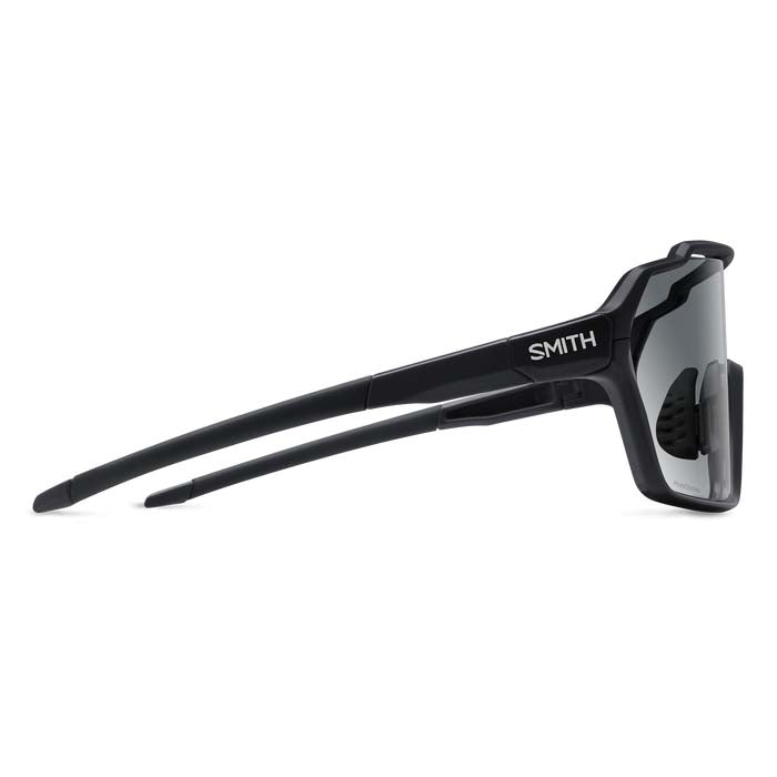 Smith Shift XL MAG Sunglasses Black/ChromaPop Photochromic Clear to Grey