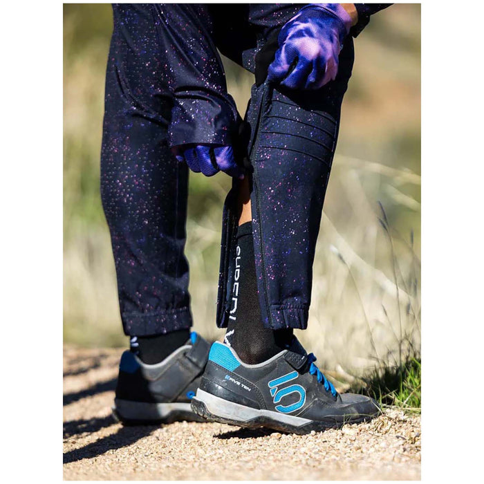 Shredly All Time Zipper Snap Mid-Rise Pants - Women's Galaxy Splatter