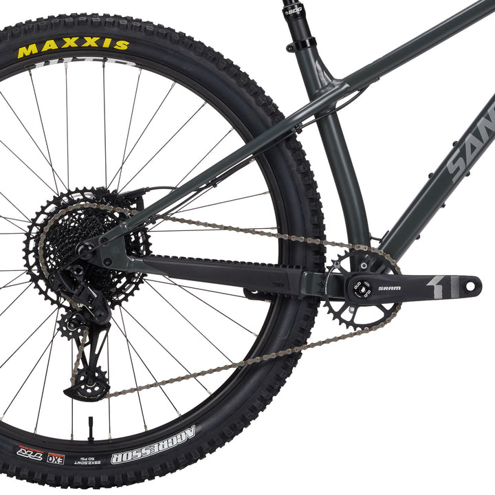 Santa Cruz Chameleon 8 A D Complete Mountain Bike 2024 Matte Blackout