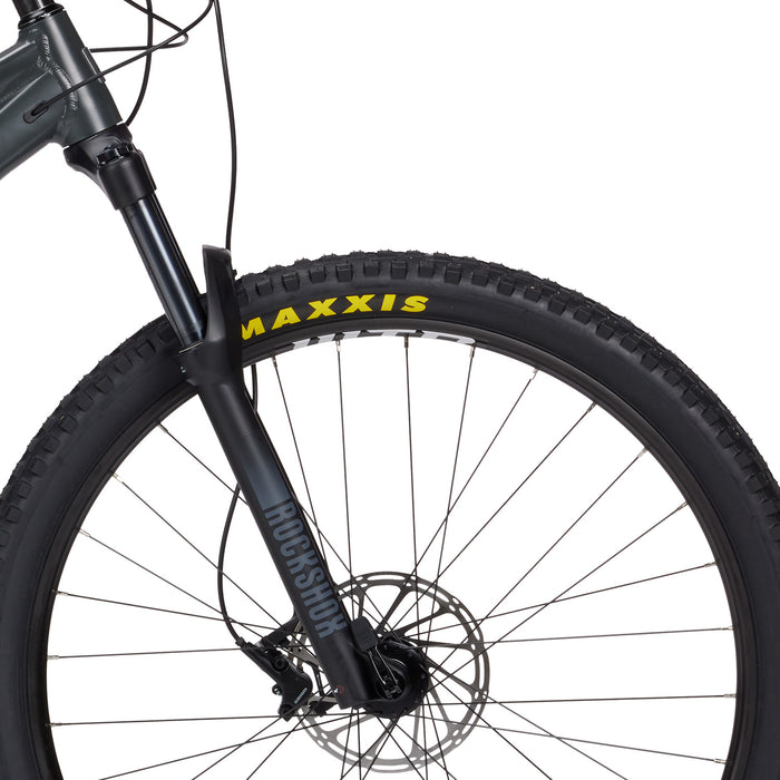 Santa Cruz Chameleon 8 A D Complete Mountain Bike 2024 Matte Blackout