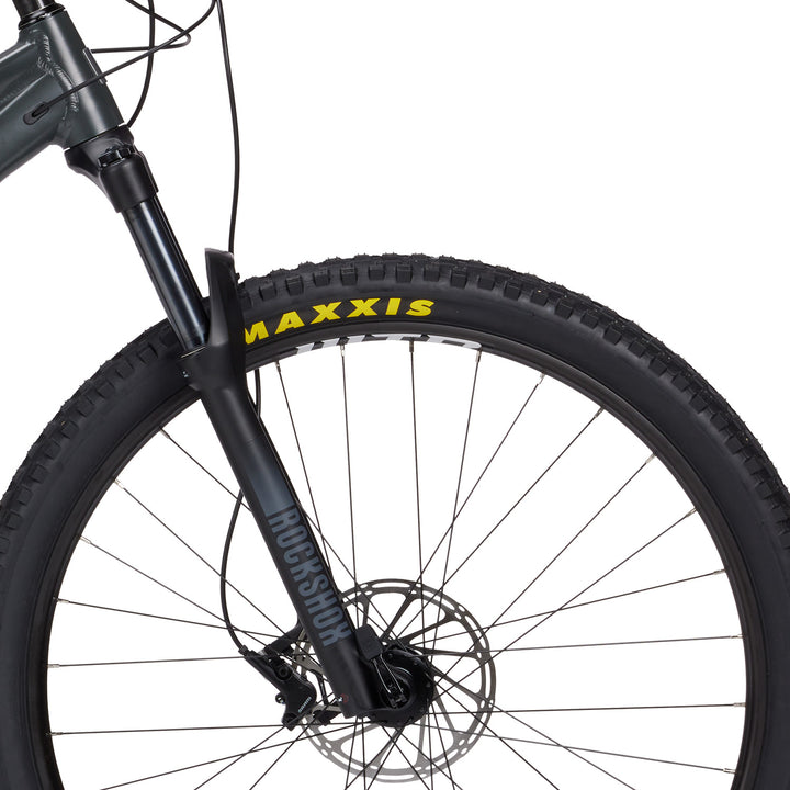 Santa Cruz Chameleon 8 A D Complete Mountain Bike 2024 Matte Blackout