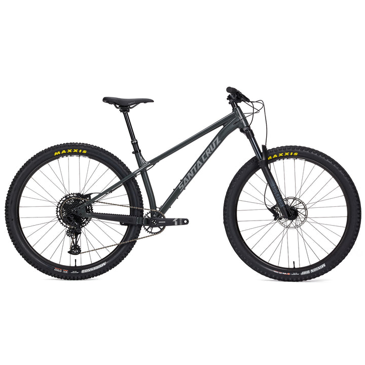 Santa Cruz Chameleon 8 A D Complete Mountain Bike 2024 Matte Blackout