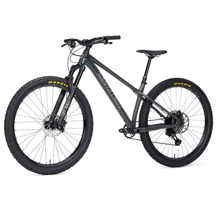 Santa Cruz Chameleon 8 A R Complete Mountain Bike 2024 Matte Blackout