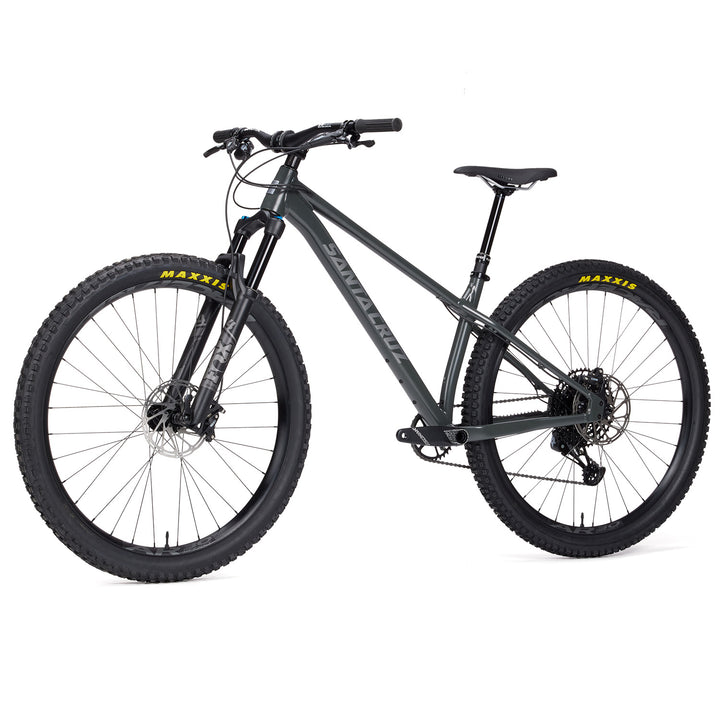 Santa Cruz Chameleon 8 A R Complete Mountain Bike 2024 Matte Blackout