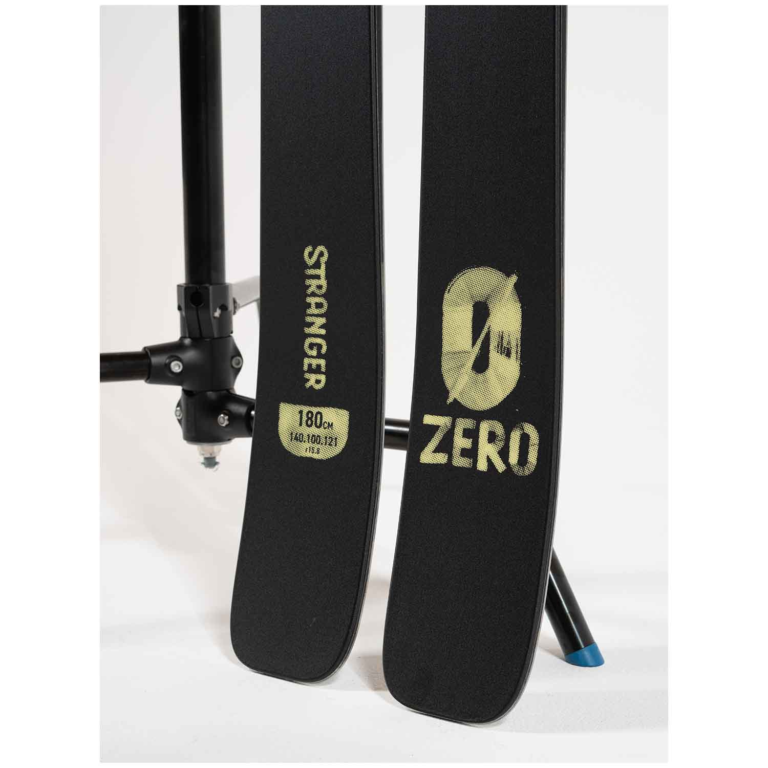 【1回のみ使用】ARMADA STRANGER (2025/2026)180cm 2025 Armada Stranger Skis | Alpine Skis | SkiEssentials