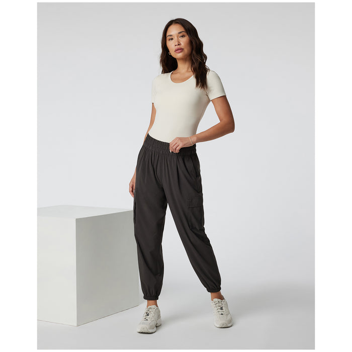 Vuori Villa Cargo Joggers - Women's Dark Java