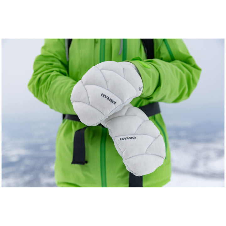 Oyuki Ezo GORE-TEX Mittens - Women's White