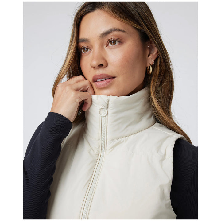 Vuori Canyon Insulated Vest - Women's Bone