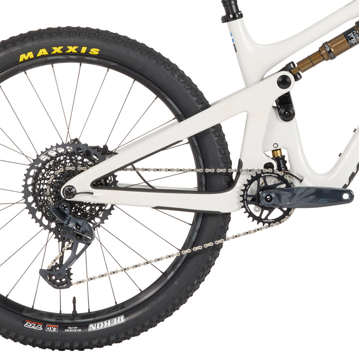 Yeti SB140 C2 Factory 27.5" Complete Mountain Bike 2023 Blanco