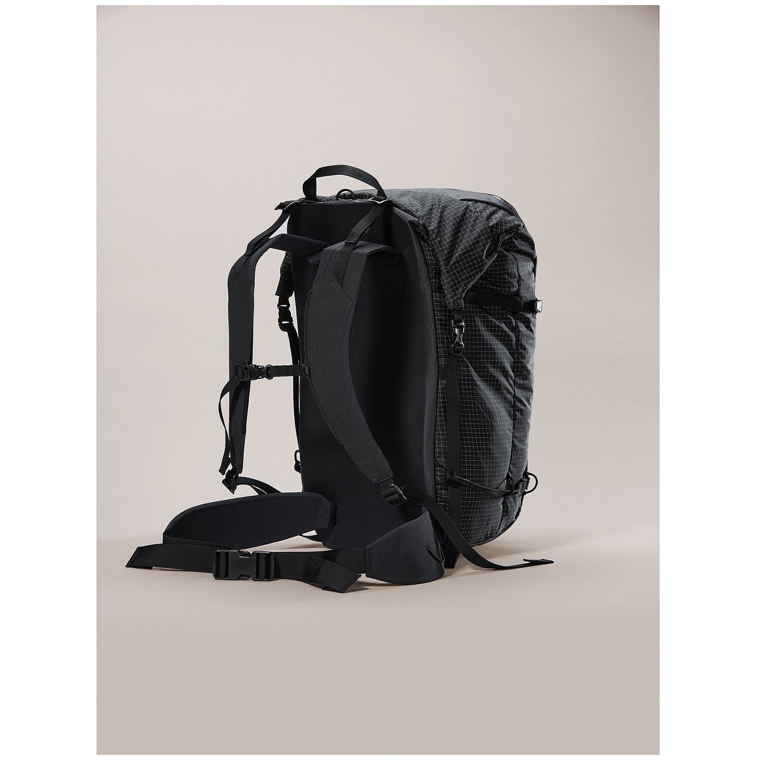 ヨッコンさん　ARC'TERYX バックパック ブラック Arc'teryx Micon 42 Backpack – evo