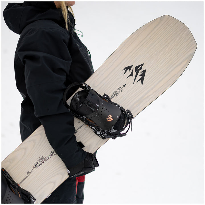 jones black flag snowboard Explorer 2018 you glide through the snow as if by magic Jones Women's Flagship Snowboard (155CM)