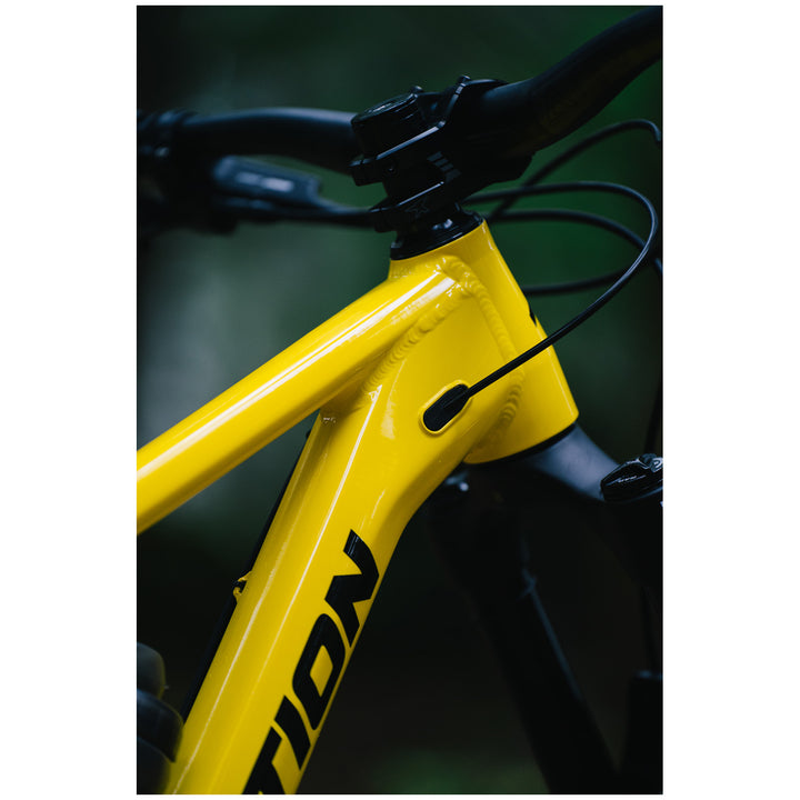 Transition Scout Alloy Deore Complete Mountain Bike - Kids' 2025 Dandelion