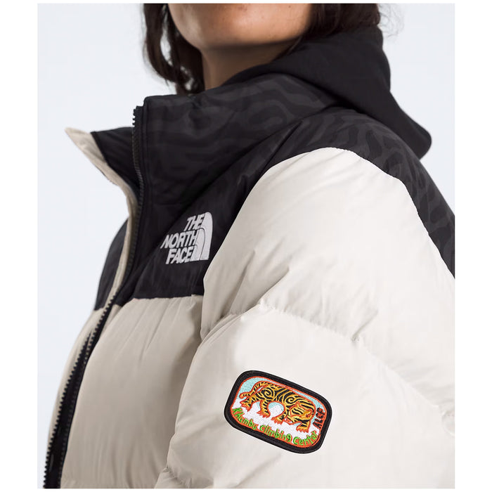 The North Face 1996 Retro Nuptse Jacket - Women's White Dune/TNF Black TNF Tiger Stripe Print