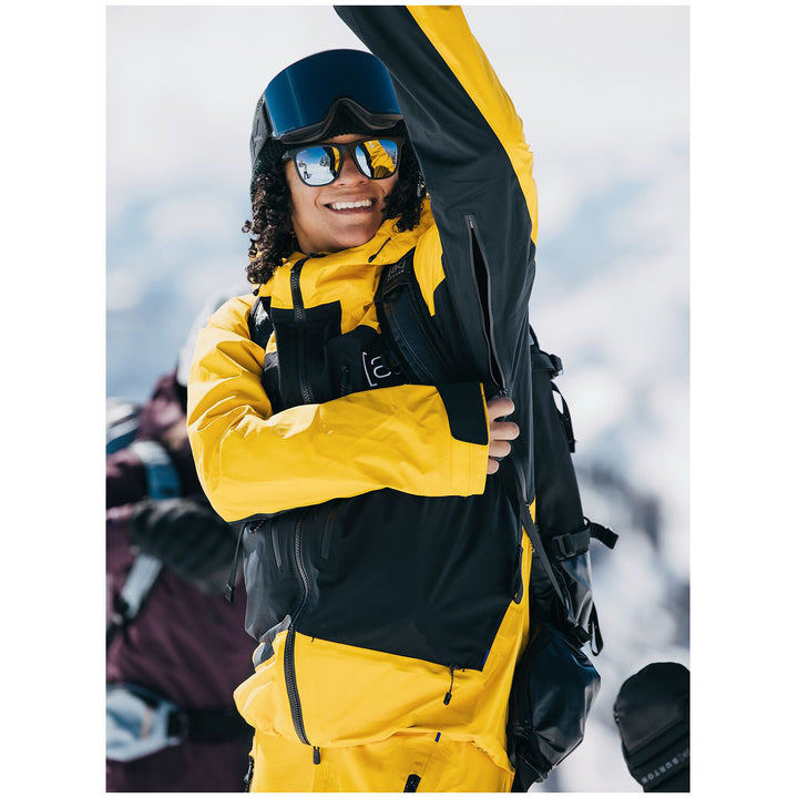 Burton AK GORE-TEX 3L C-Knit Tuvak Jacket - Women's Goldenrod/True Black