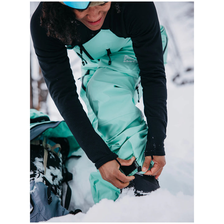 Burton AK GORE-TEX 3L Pro Acamar Bib Pants - Women's Powder Mint