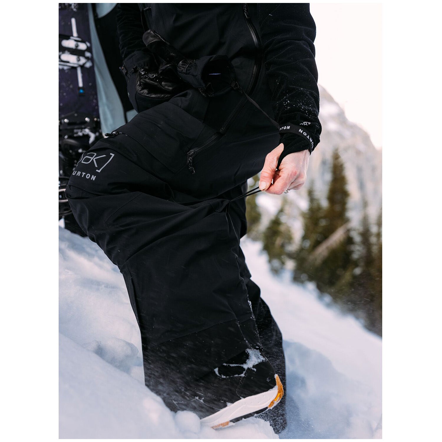 Burton [ak] Kimmy GORE-TEX 3L Stretch Bibs - Women's – evo
