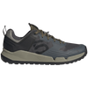 Grey Six/Core Black/Olive Strata